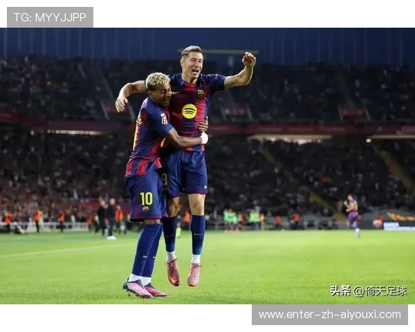 转会焦点汇总：巴萨加入凯恩争夺战？利物浦瞄准德布劳内，巴萨报价凯恩1.35亿